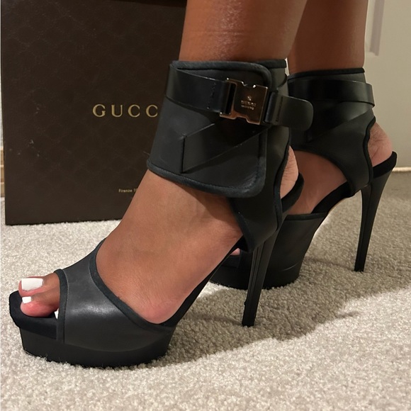 GUCCI Heels, Clip Around Ankle - Picture 8 of 8